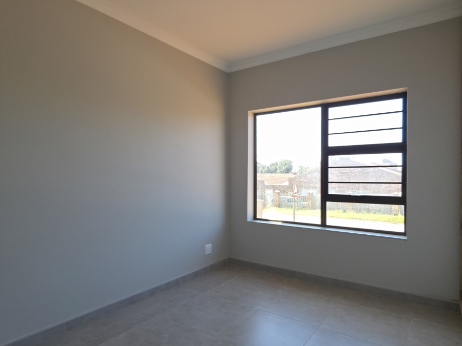 3 Bedroom Property for Sale in Wavecrest Eastern Cape